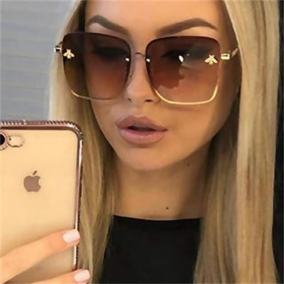 New Fashion Lady Oversize Rimless Square Bee Sunglasses Women Men Small Bee Glasses Gradient Sun Glasses Female UV400